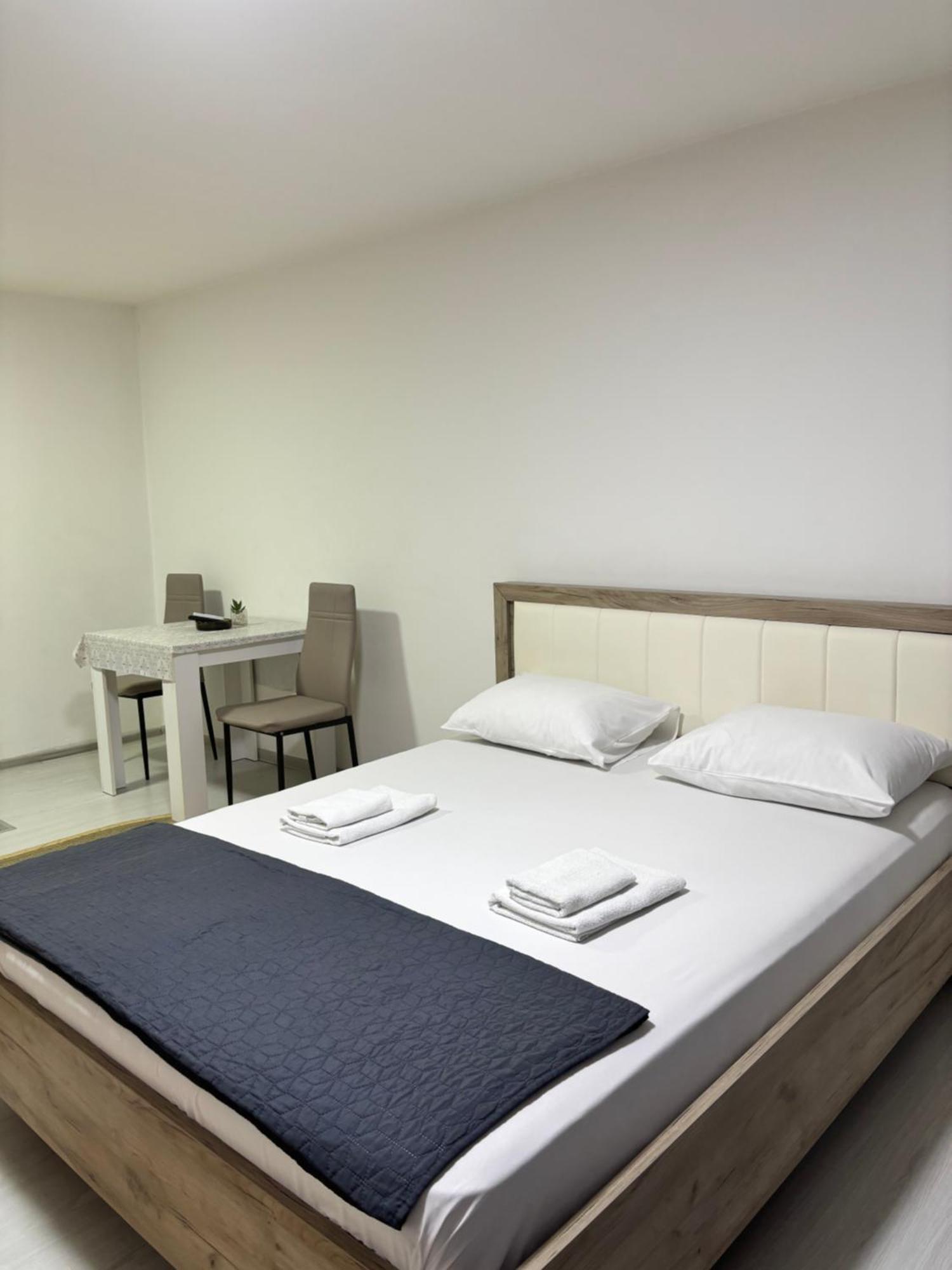 Apartman Sava Ni Exterior foto